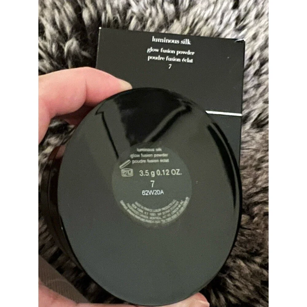 Giorgio Armani Luminous Silk Glow Fusion Powder 3.5G NEW #7